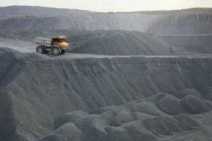 Dragado sumergible para minería, petróleo y construcción
