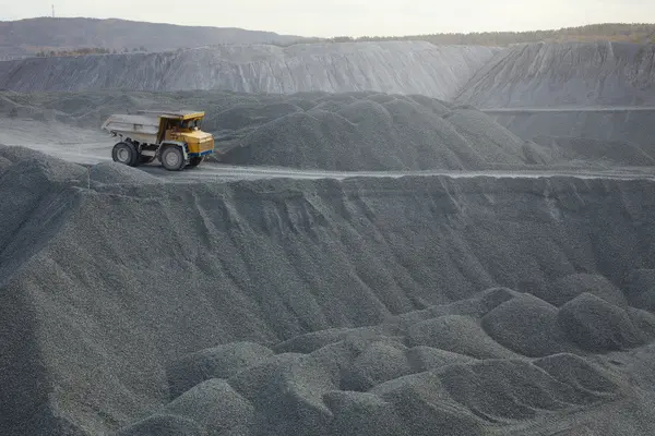 Dragado sumergible para minería, petróleo y construcción