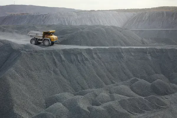 Dragado sumergible para minería, petróleo y construcción